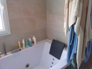 Salle de bain carenia aliage or